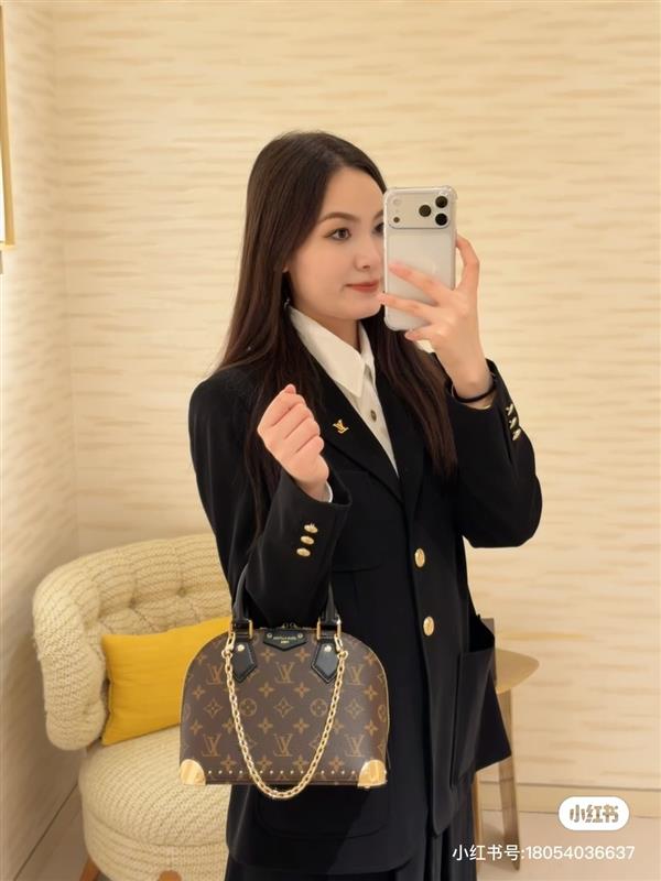 2026124174557494 260